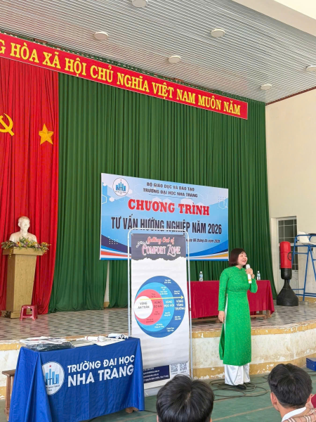Chương trình tư vấn hướng nghiệp tại Đắk Lắk: 2.150 học sinh được tiếp sức định hướng tương lai