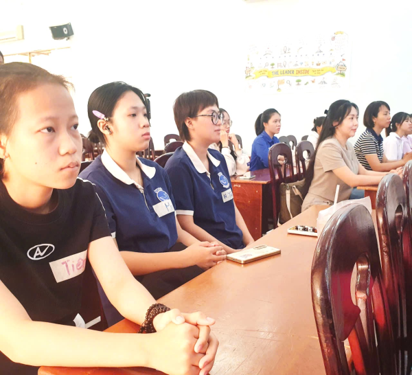 Khóa tập huấn “Kỹ năng lãnh đạo” dành cho sinh viên