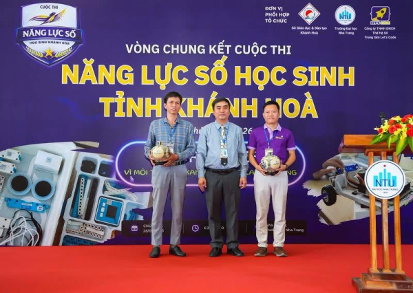 42 đội thi tranh tài tại Vòng Chung kết Cuộc thi Năng lực số học sinh tỉnh Khánh Hòa lần thứ I năm 2026